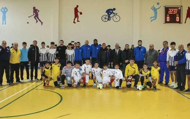 “Turan Tovuz”un futbolçu və məşqçi heyəti şagirdlərlə görüşdü 