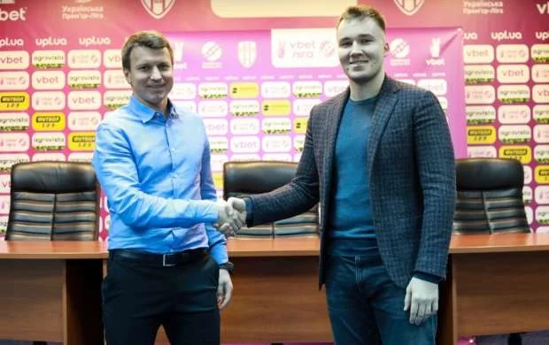 Azərbaycanlı futbolçunun komandasında yeni baş məşqçi 