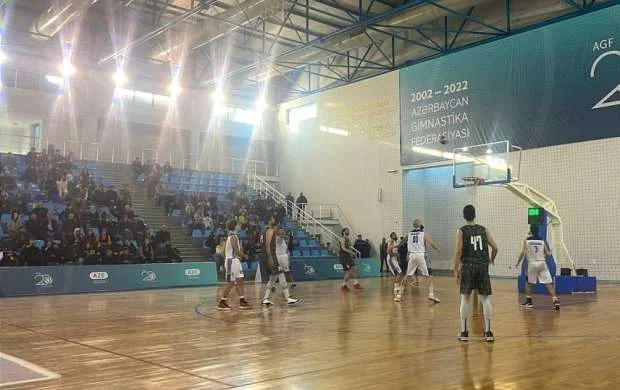 İlin son oyununu "Neftçi" qazandı 