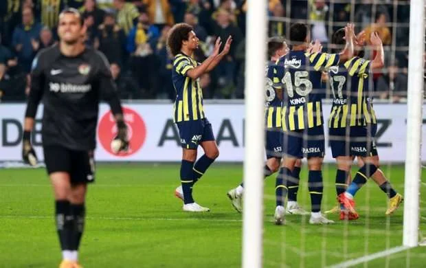 Türkiyə Super Liqası: “Fənərbağça”dan “Hatayspor”a 4 cavabsız qol 