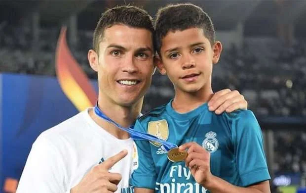 Ronaldunun oğlu “Real”a qayıtdı 