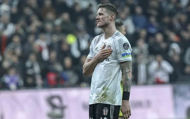 “Beşiktaş” azarkeşləri ilə vidalaşdı - MY-nin istədiyi futbolçu 