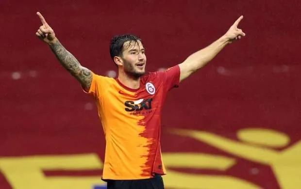 “Qalatasaray”ın futbolçusu 1-ci liqa klubuna keçdi 