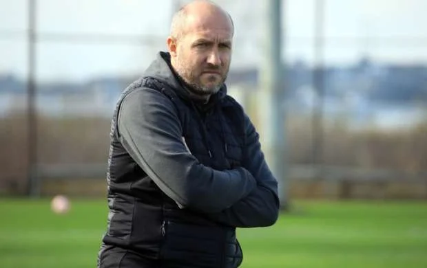 “Daha iki mövqeyə futbolçu axtarırıq” - Samir Abasov 