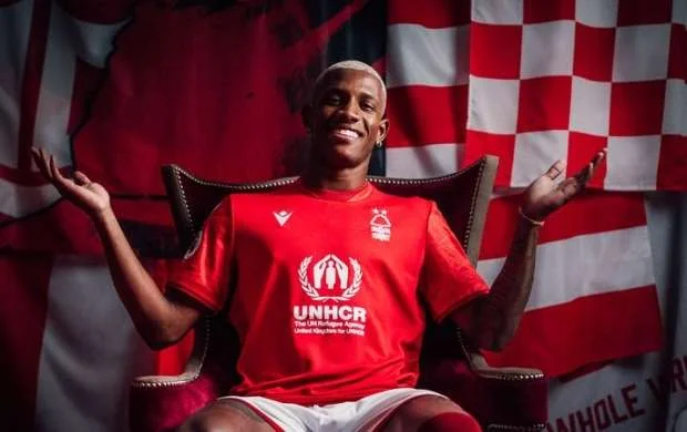 İngiltərə klubu braziliyalı futbolçu üçün 20 milyon avro ödədi 