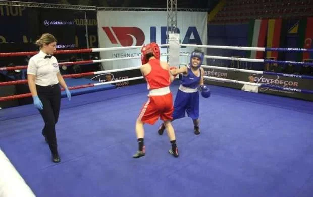 İki boksçumuz ilin ilk beynəlxalq yarışında finala çıxdı 