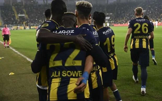 “Beşiktaş”ı 1/4 finala buraxmadılar 