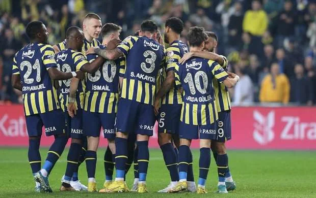 “Fənərbağça” Türkiyə Kubokunun 1/4 finalında! 