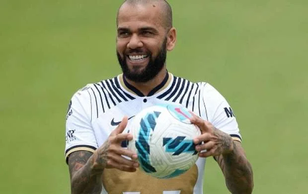 Braziliyalı futbolçu saxlanıldı 