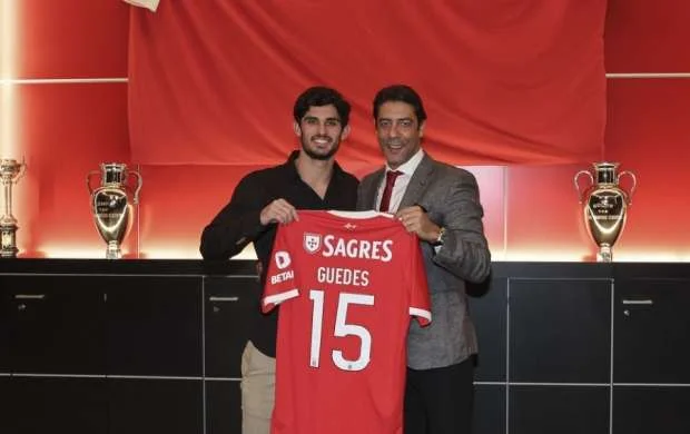 Portuqaliyalı futbolçu yenidən yetirməsi olduğu klubda! 