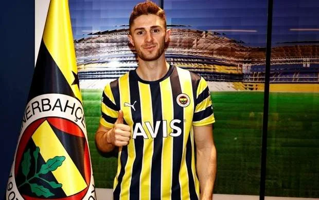 “Fənərbağça”da yeni müqavilə 