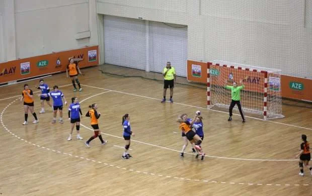 Azərbaycan çempionatı: Favoritlərdən növbəti qələbələr 