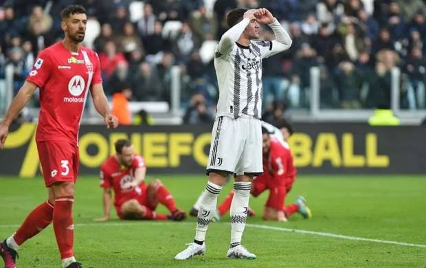 Liderdən növbəti qələbə, “Milan”la “Yuventus”dan ağır məğlubiyyət 