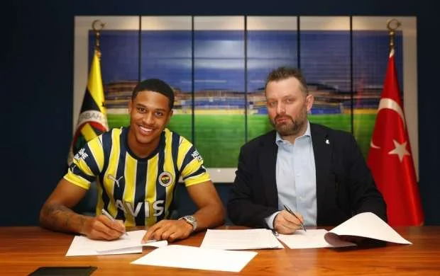 “Fənərbağça”dan 6 milyon avroluq transfer 