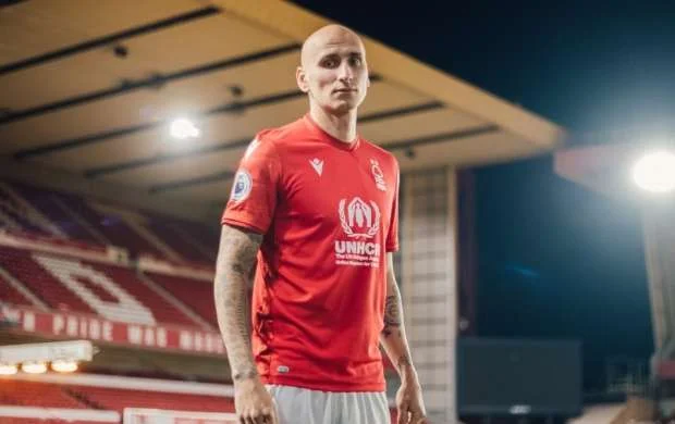 “Liverpul”un sabiq üzvü Premyer Liqada klubunu dəyişdi 