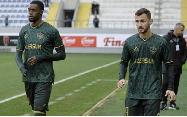 “Qarabağ” “300”ü keçdi 