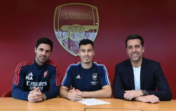 “Arsenal”da yeni müqavilə 