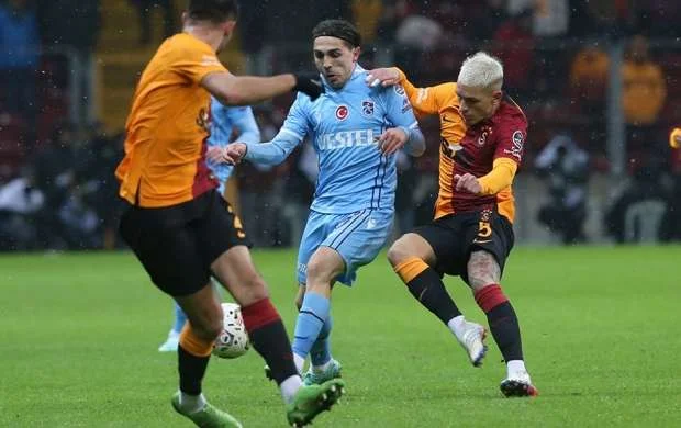 “Qalatasaray”dan “Trabzonspor” üzərində əzmkar qələbə 
