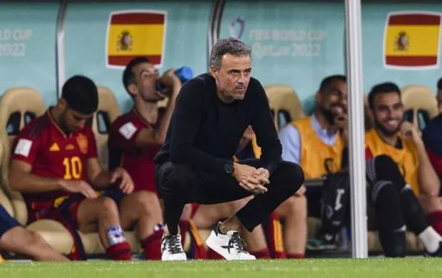 Günün transfer xəbərləri: "Çelsi" baş məşqçisini dəyişir 