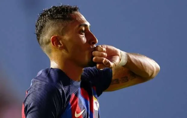 "Onu uşaq vaxtlarından tanıyıram, əla oyunçudur" - Ronaldinyo  