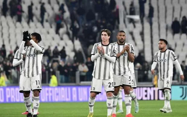 "Yuventus" 5 futbolçu ilə vidalaşacaq 