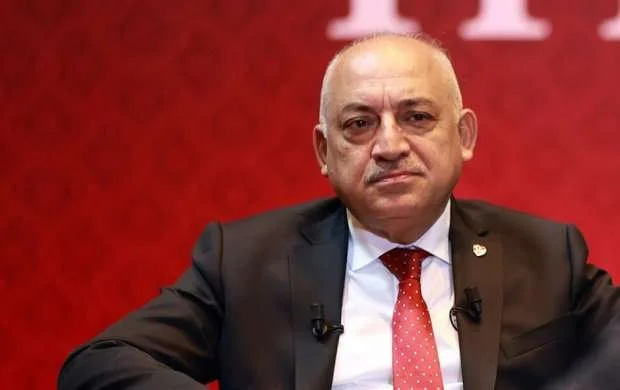 İki klub Super Liqadan çıxır: “17 komanda ilə davam edəcəyik” 