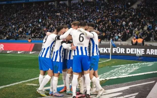 Bundesliqa: “Borussiya” 4 qola üzüldü 