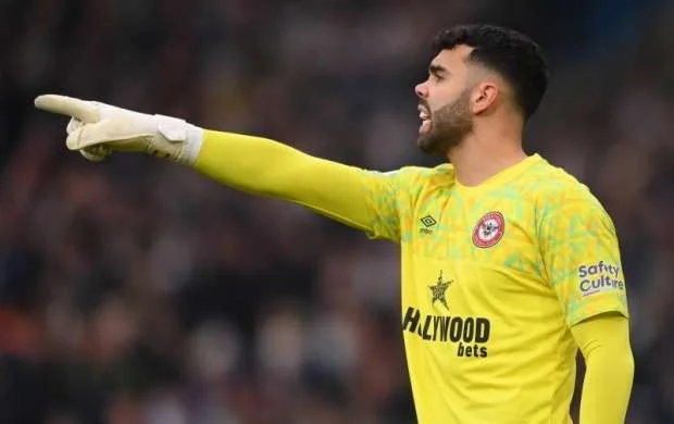 Günün transfer xəbərləri: "Çelsi" yeni qapıçı alır 