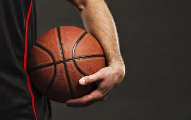 ABL: "Gəncə" autsayderə qarşı 