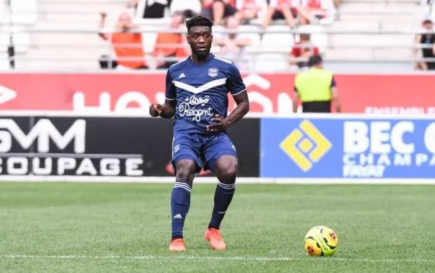“Bordo”dan ayrılan futbolçu Super Liqa klubunda 