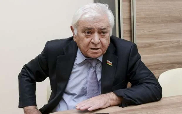 Aqil Abbas "Qarabağ" - "Gent" oyununa proqnoz verdi 