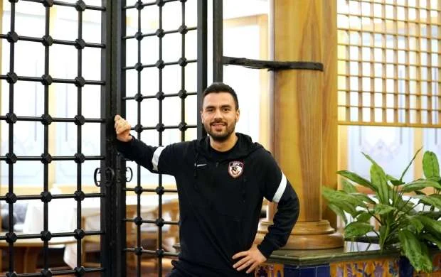 Super Liqa klubunda iki yeni futbolçu 
