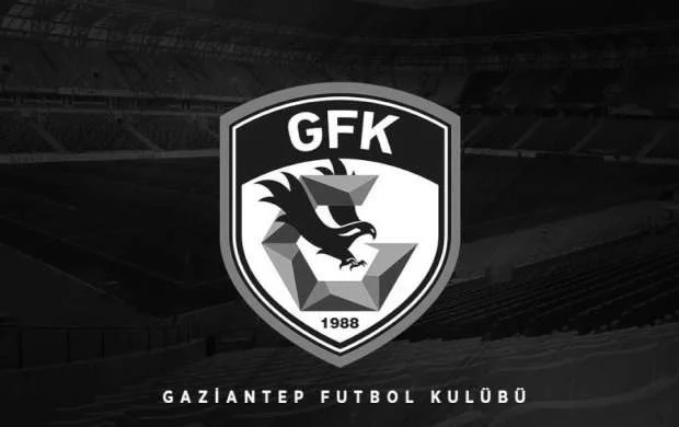 Super Liqadan çəkilən klubda daha 4 ayrılıq 
