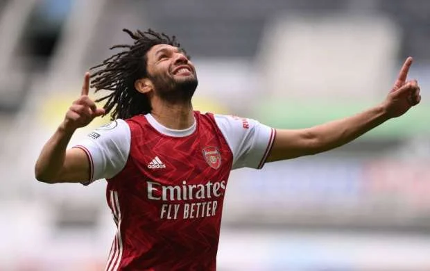 "Arsenal" misirli yarımmüdafiəçi ilə müqavilə yenilədi 