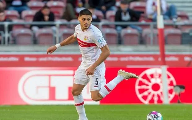 Almanlar İtaliya nəhənginin 15 milyonluq təklifini rədd etdi 