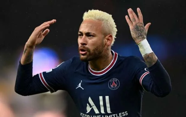 Neymar PSJ rəsmisinə mübahisə zamanı nə deyib? 