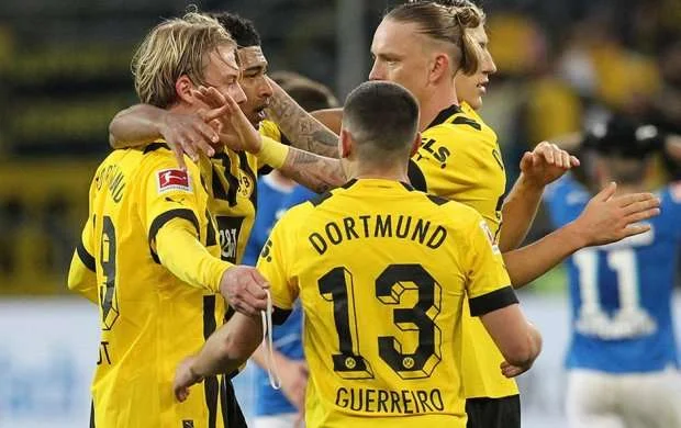 Bundesliqa: “Borussiya” zirvəni ələ keçirdi 