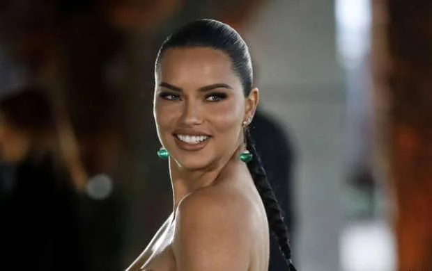 FİFA məşhur supermodeli qlobal səfir təyin etdi 