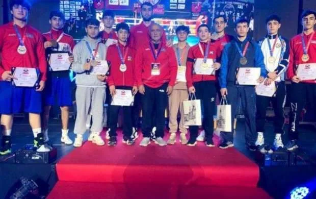 Azərbaycan boksçuları Rumıniyada 18 medal qazandılar 