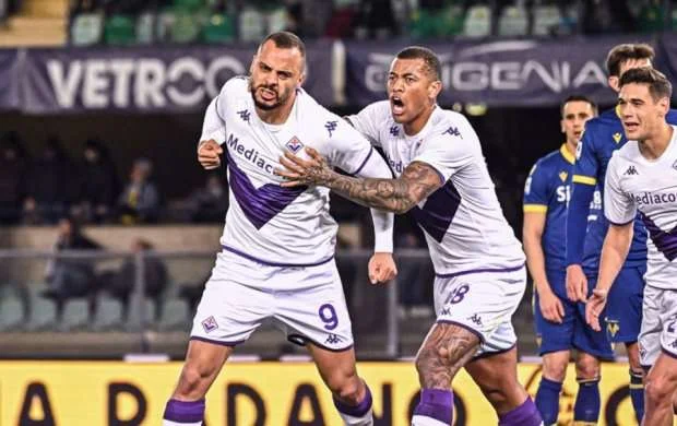 A Seriyası: “Fiorentina” və “Latsio”dan növbəti qələbə 