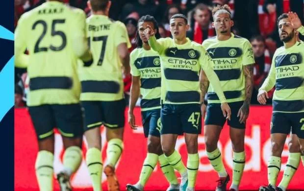 “Mançester Siti” darmadağınla 1/4 finalda! 