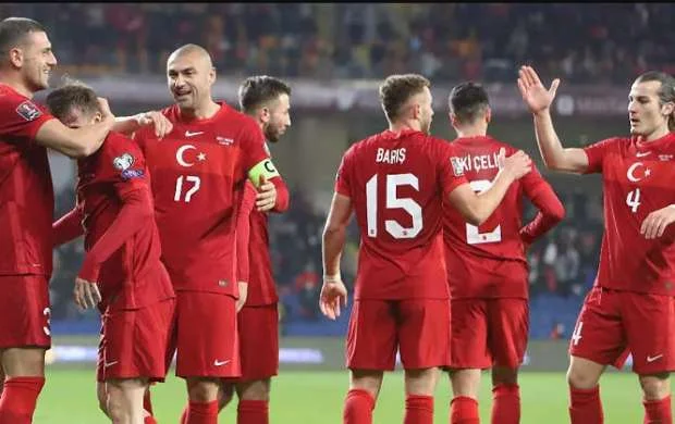 Türk ulduz Madrid klubunda  