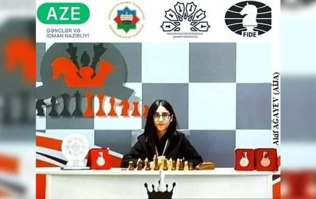 Sürpriz şahmatçı: "Bu sirri dünya çempionu olduqdan sonra açıqlayacağam" 