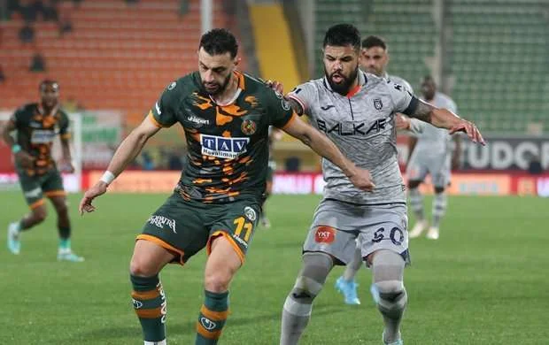 “Başakşəhər” “Alanyaspor”a məğlub oldu 