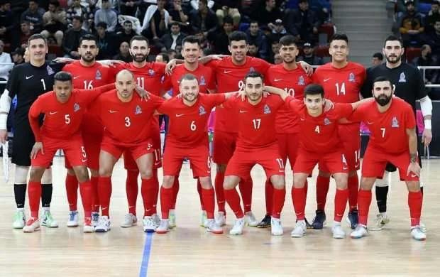 Millimizin heyəti açıqlandı - Polşaya kimlər gedir? 