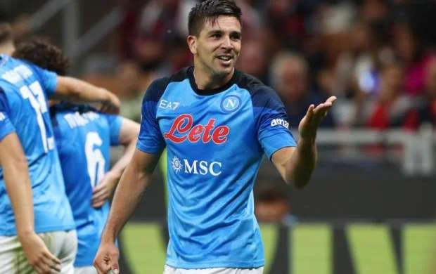 Simeone "Napoli"yə keçir 