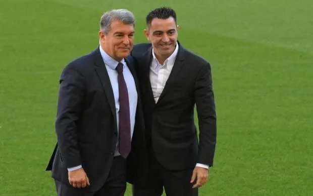 Xavi yeni müqavilə imzalayacaqmı? - AÇIQLAMA 
