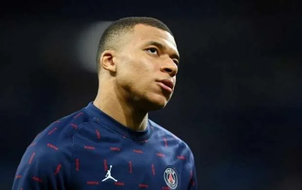 "Mbappe ilə danışmalı, onu PSJ-də qalmağa razı salmalıyam" - Baş məşqçidən etiraf 
