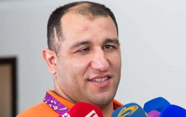 İlham Zəkiyev Misirdə qızıl medal qazandı 