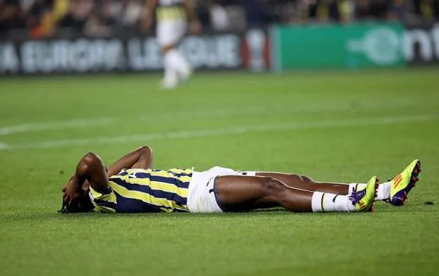 “Fənərbağça”da Batşuayi şoku 
